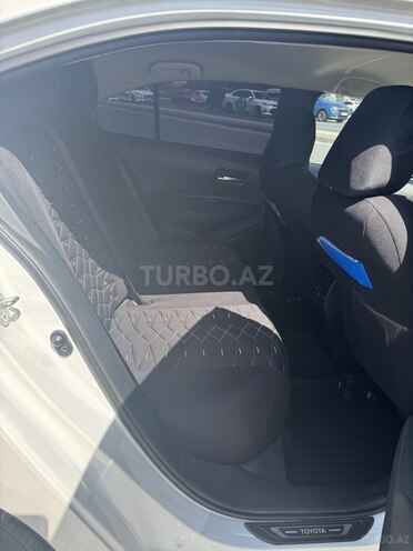 Toyota Corolla 2022, 40,100 km - 1.6 l - Bakı
