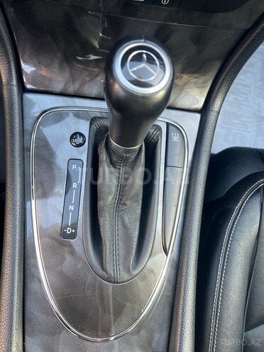Mercedes E 220 2006, 235,600 km - 2.2 l - Bakı