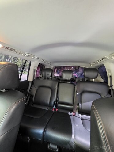 Nissan Patrol 2013, 132,000 km - 5.6 л - Bakı