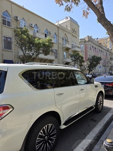 Nissan Patrol 2013, 132,000 km - 5.6 л - Bakı