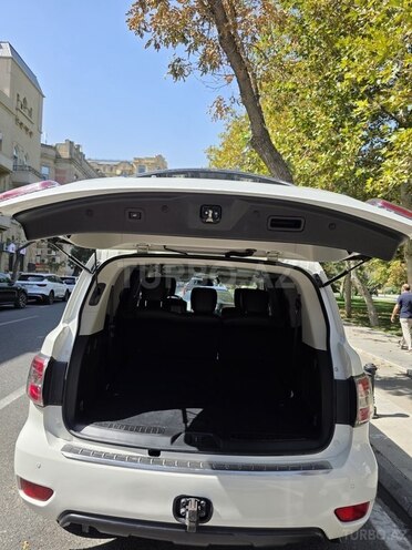 Nissan Patrol 2013, 132,000 km - 5.6 л - Bakı