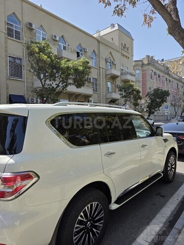 Nissan Patrol 2013, 132,000 km - 5.6 л - Bakı