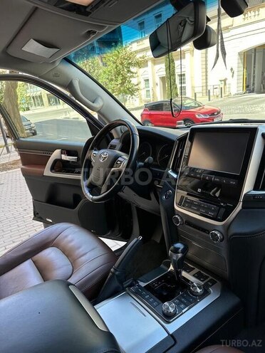 Toyota Land Cruiser 2017, 72,331 km - 4.6 l - Bakı