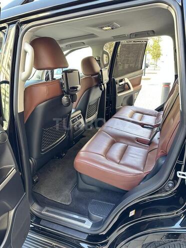 Toyota Land Cruiser 2017, 72,331 km - 4.6 l - Bakı