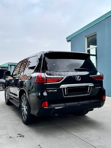 Lexus LX 450d 2017, 135,000 km - 4.5 l - Bakı