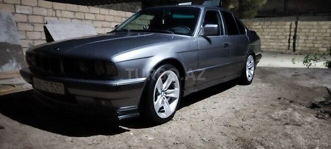 BMW 520 1992, 125,807 km - 2.0 l - Sumqayıt