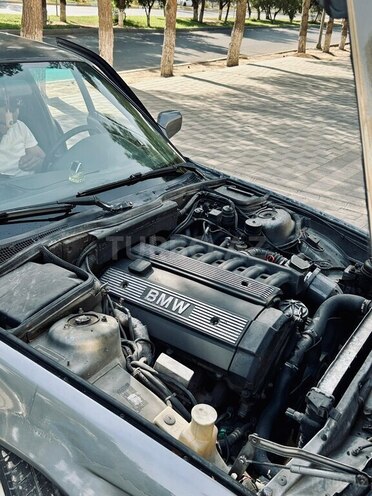 BMW 520 1992, 125,807 km - 2.0 l - Sumqayıt