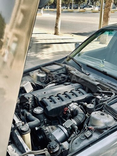 BMW 520 1992, 125,807 km - 2.0 l - Sumqayıt