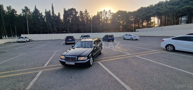 Mercedes C 240 2000, 427,000 km - 2.4 l - Bakı