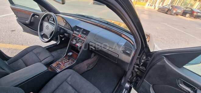 Mercedes C 240 2000, 427,000 km - 2.4 l - Bakı