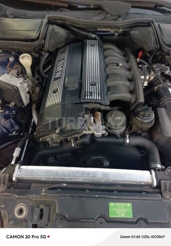 BMW 523 1998, 466,225 km - 2.5 l - Bakı