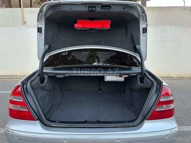 Mercedes E 240 2002, 270,000 km - 2.6 l - Bakı