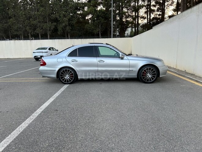 Mercedes E 240 2002, 270,000 km - 2.6 l - Bakı