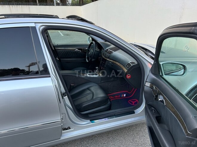 Mercedes E 240 2002, 270,000 km - 2.6 l - Bakı