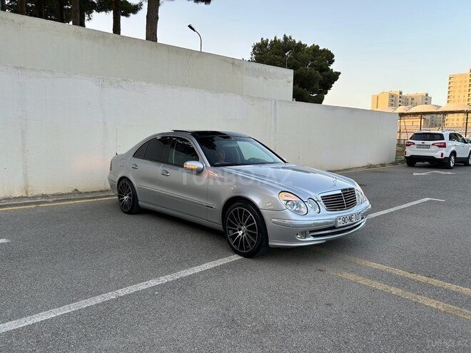 Mercedes E 240 2002, 270,000 km - 2.6 l - Bakı