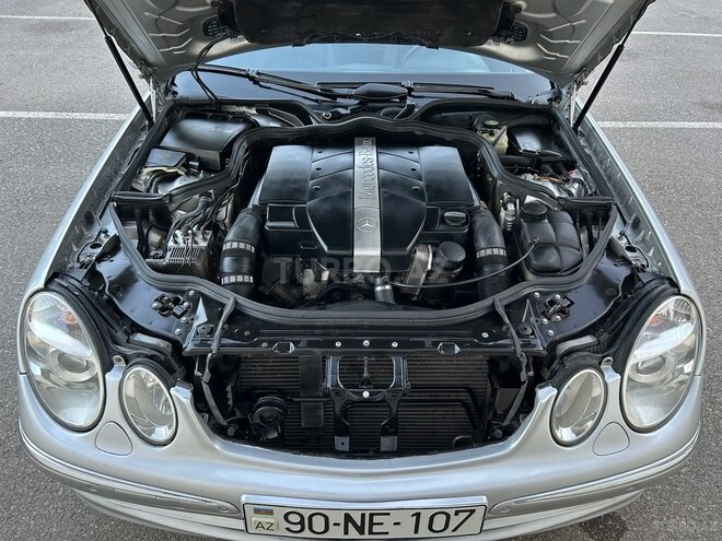 Mercedes E 240 2002, 270,000 km - 2.6 l - Bakı