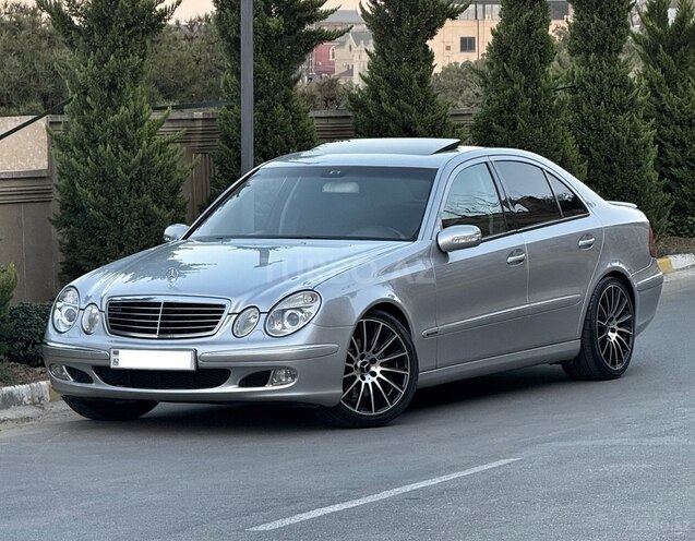 Mercedes E 320 2003, 330,000 km - 3.2 l - Bakı