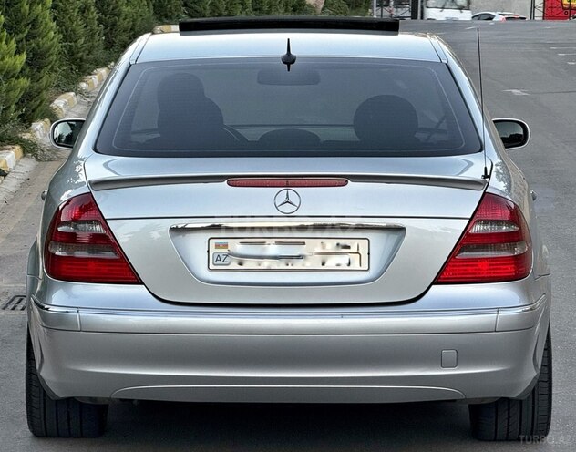 Mercedes E 320 2003, 330,000 km - 3.2 l - Bakı