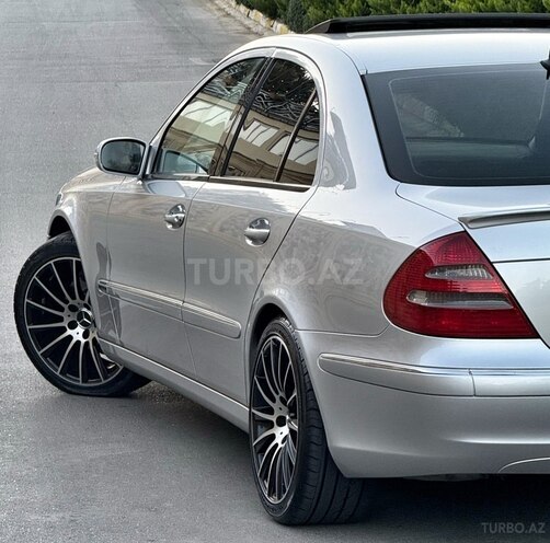 Mercedes E 320 2003, 330,000 km - 3.2 l - Bakı