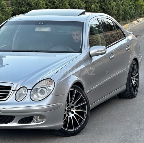 Mercedes E 320 2003, 330,000 km - 3.2 l - Bakı