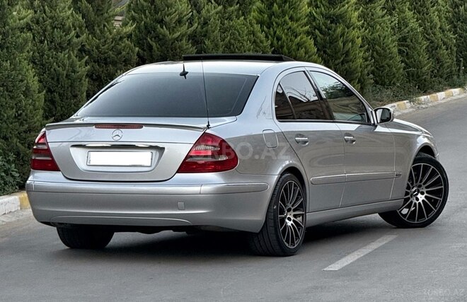 Mercedes E 320 2003, 330,000 km - 3.2 l - Bakı