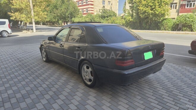 Mercedes C 200 1998, 420,147 km - 2.0 l - Sabirabad