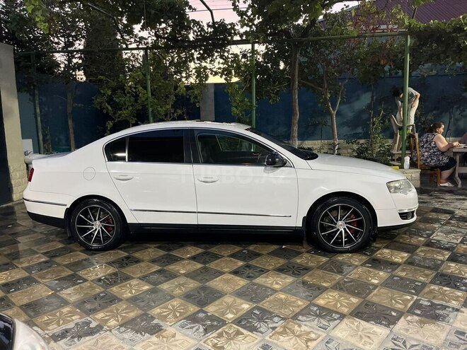Volkswagen Passat 2010, 283,000 km - 2.0 l - Bakı