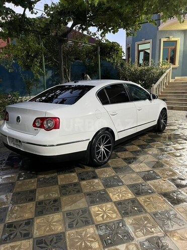 Volkswagen Passat 2010, 283,000 km - 2.0 l - Bakı