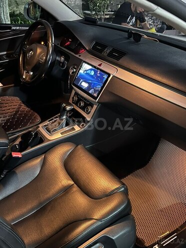 Volkswagen Passat 2010, 283,000 km - 2.0 l - Bakı