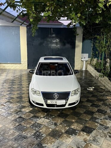 Volkswagen Passat 2010, 283,000 km - 2.0 l - Bakı