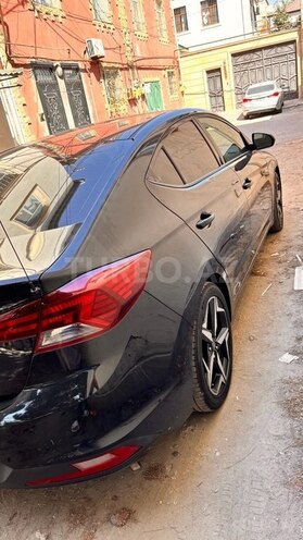 Hyundai Elantra 2020, 100,000 km - 2.0 l - Bakı