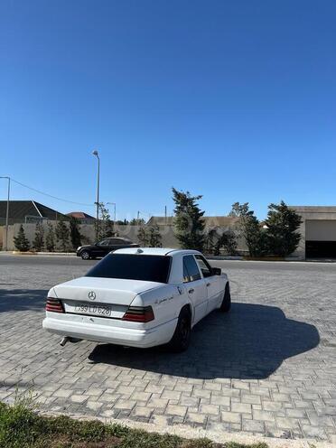 Mercedes E 200 1993, 350,888 km - 2.0 l - Bakı
