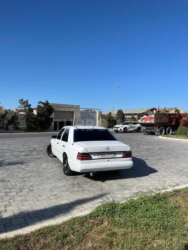 Mercedes E 200 1993, 350,888 km - 2.0 l - Bakı