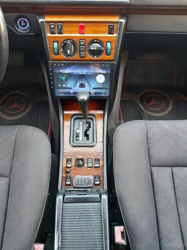 Mercedes E 220 1995, 352,142 km - 2.2 l - Sumqayıt