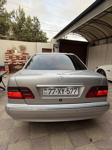 Mercedes E 320 2000, 320,000 km - 3.2 l - Bakı