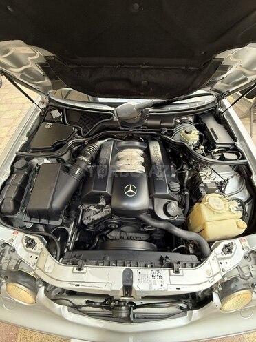 Mercedes E 320 2000, 320,000 km - 3.2 l - Bakı