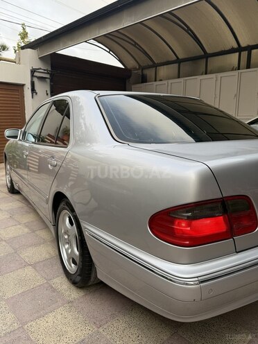 Mercedes E 320 2000, 320,000 km - 3.2 l - Bakı
