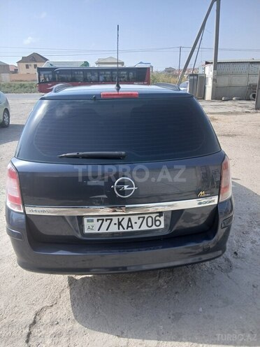 Opel Astra 2009, 182,000 km - 1.4 l - Bakı