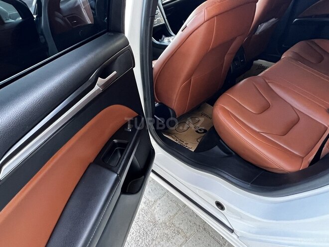 Ford Fusion (North America) 2019, 68,000 km - 2.0 l - Bakı