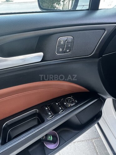 Ford Fusion (North America) 2019, 68,000 km - 2.0 l - Bakı