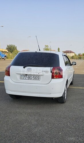 Toyota Corolla 2005, 380,000 km - 1.4 l - Bakı