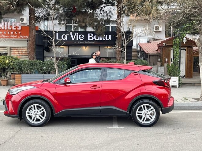 Toyota C-HR 2021, 11,000 km - 2.0 l - Bakı