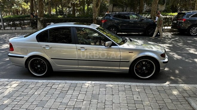 BMW 325-4