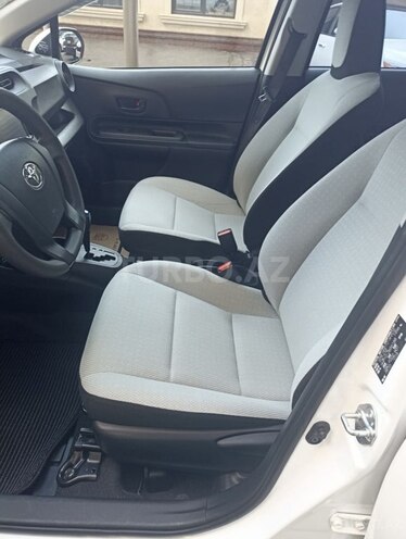 Toyota Aqua 2019, 54,000 km - 1.5 л - Bakı