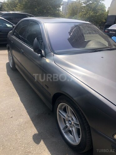 BMW 540 2001, 286,500 km - 4.4 l - Bakı