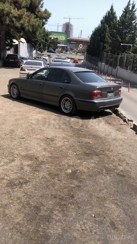 BMW 540 2001, 286,500 km - 4.4 l - Bakı