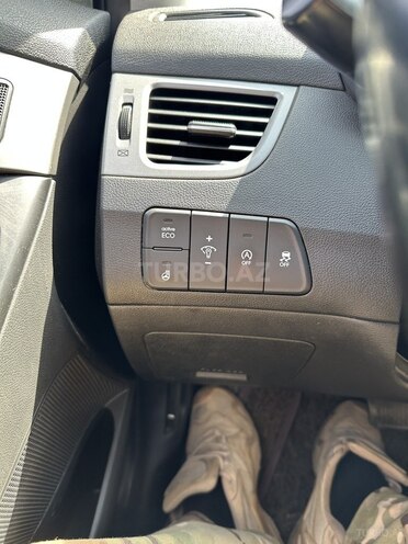 Hyundai Avante 2015, 199,099 km - 1.6 l - Xırdalan
