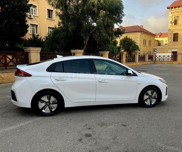 Hyundai IONIQ 2017, 211,000 km - 1.6 l - Bakı