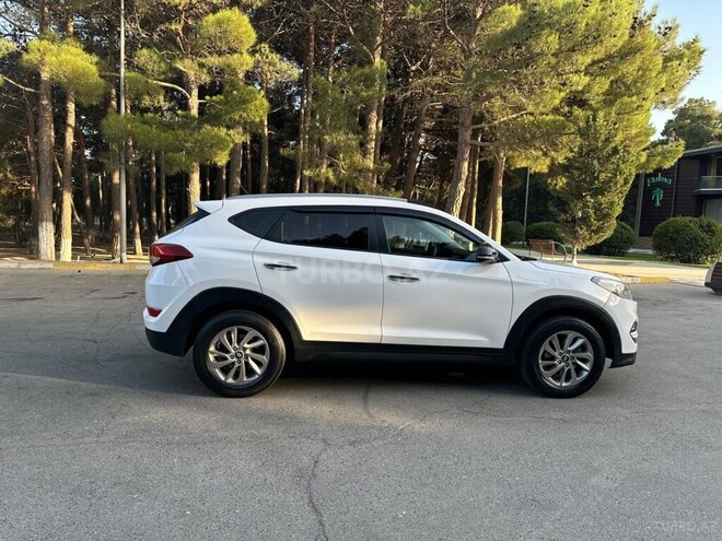Hyundai Tucson 2015, 130,000 km - 2.0 l - Bakı