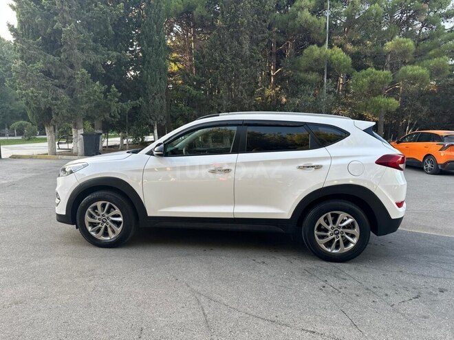 Hyundai Tucson 2015, 130,000 km - 2.0 l - Bakı